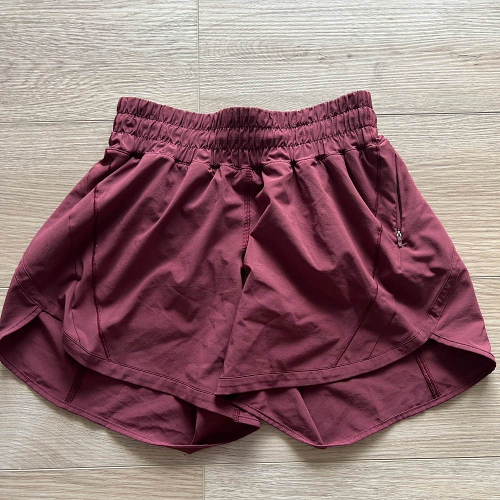 Lululemon track that short